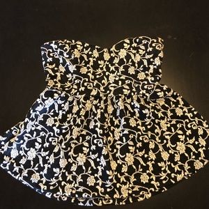 Urban Outfitters Strapless floral peplum top